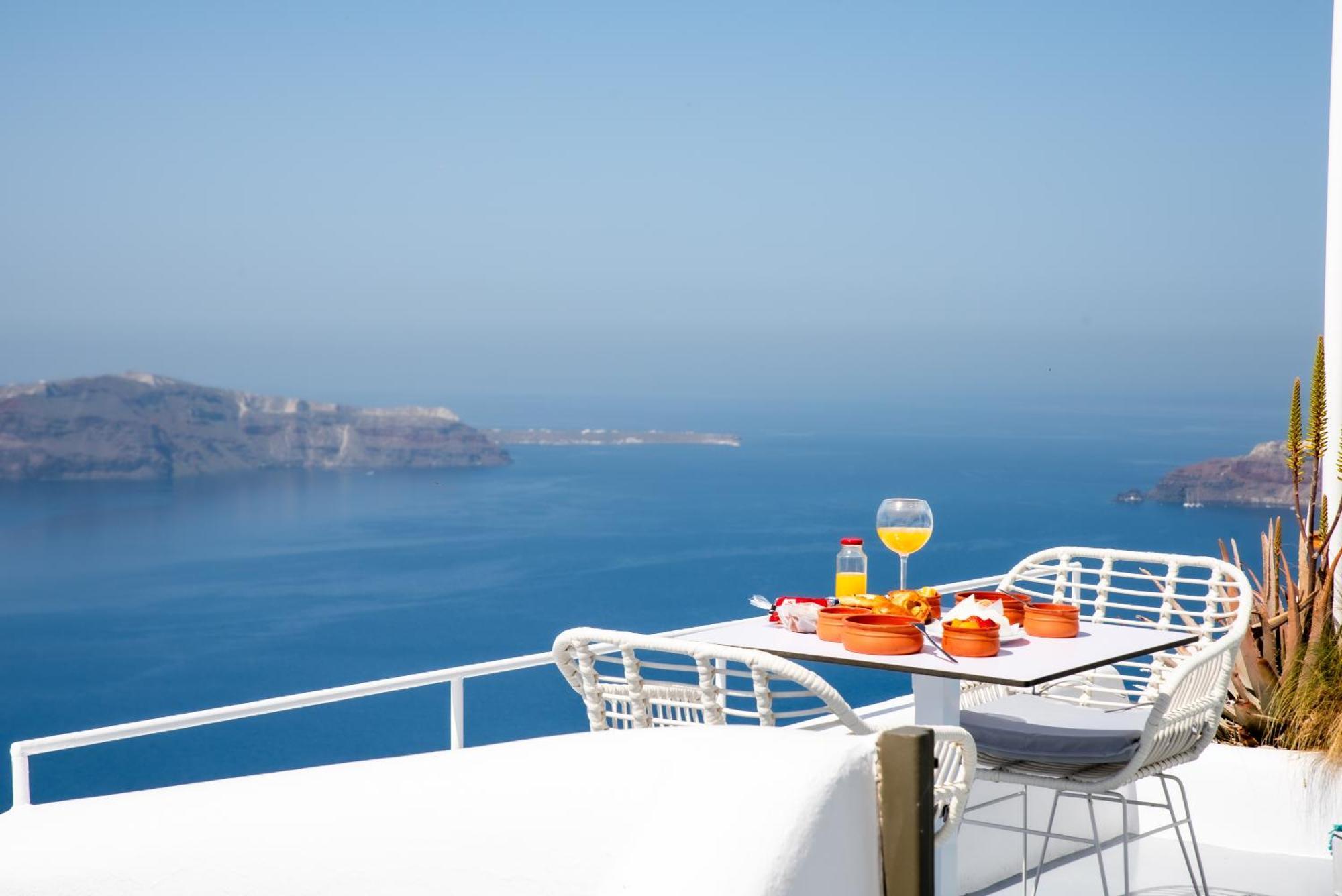 Heavens Edge Hotel Imerovigli  Exterior photo
