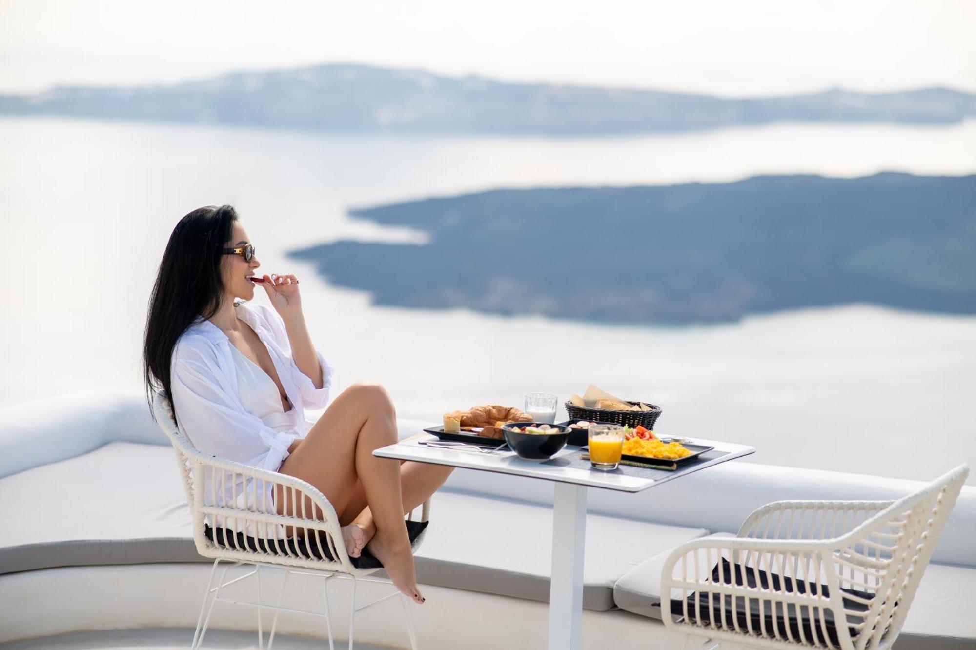 Heavens Edge Hotel Imerovigli  Exterior photo